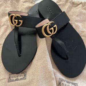 Gucci leather sandals